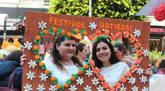 Portakal Cicegi Festivali Adana Yi Ayaga Kaldirdi Adana Gunaydingazetesi Com Tr