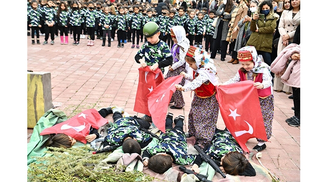 Başkan Çetin'i duygulandıran gösteri