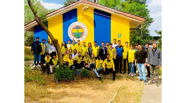 Fenerbahçeli gençlerden EĞİTİME KATKI